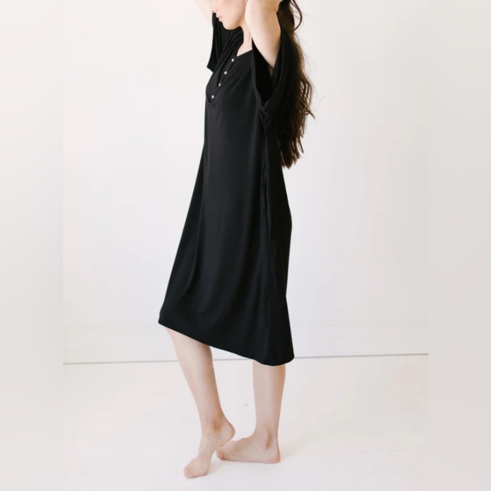 Dwell & Slumber black ONYX CAFTAN size XS/S